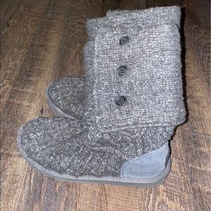 Knit Uggs